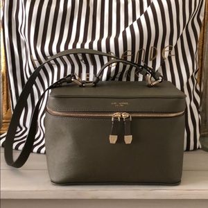 Henri Bendel Train case
